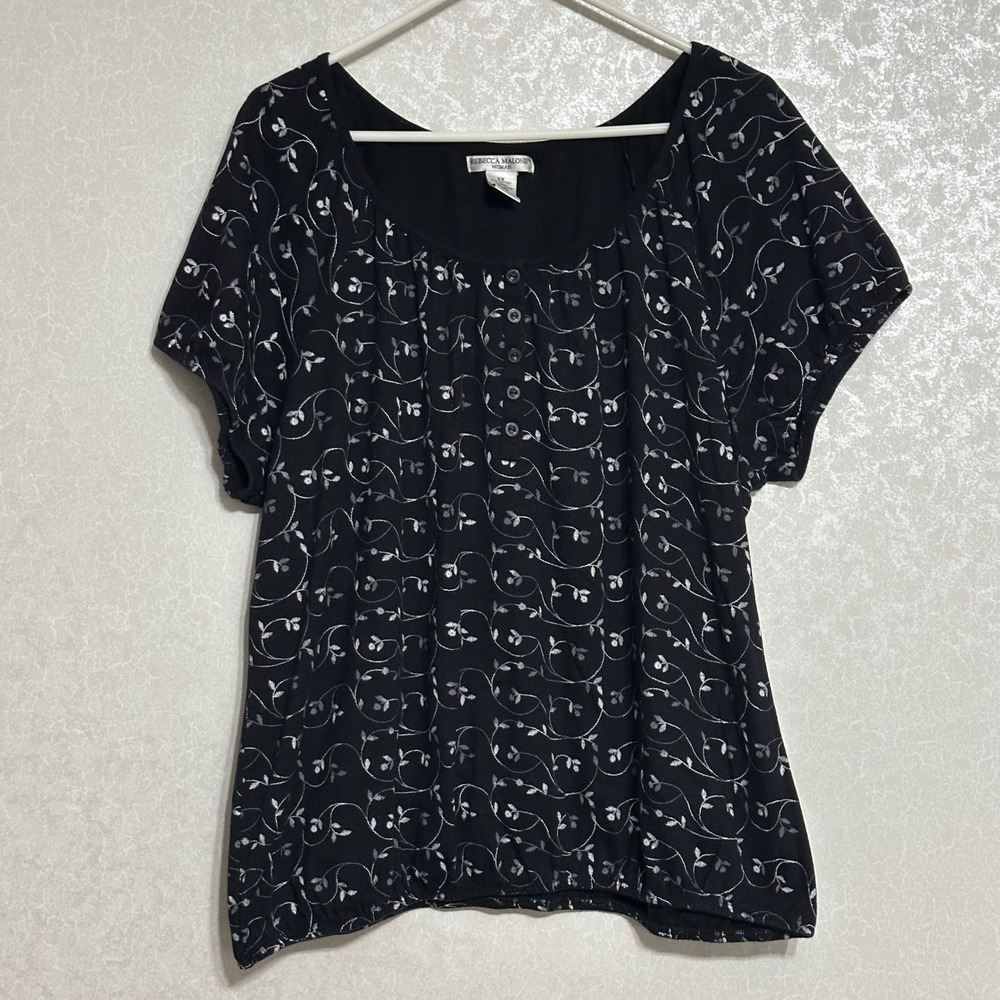Rebecca Malone Woman Black Floral Print Short Sleeve Henley Top Plus Size 2X
